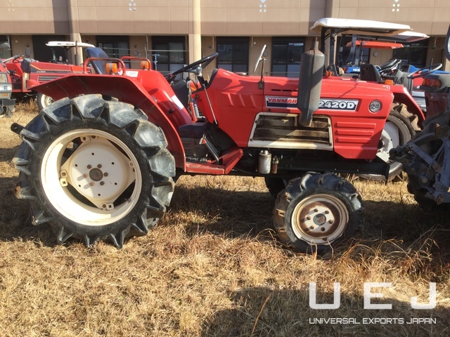 TRACTOR YANMAR YM2420D ( トラクター Yanmar ) || UEJ Co. Ltd. || 福岡で重機・トラクター 買取はお任せください