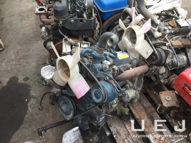 DIESEL ENGINE KUBOTA D722 ( ディーゼルエンジン ) || UEJ Co. Ltd. ||  福岡で重機・トラクター買取はお任せください