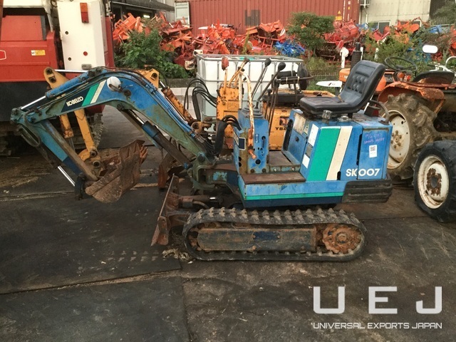 00177 EXCAVATOR KOBELCO SK007