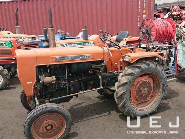 11118 TRACTOR KUBOTA L200